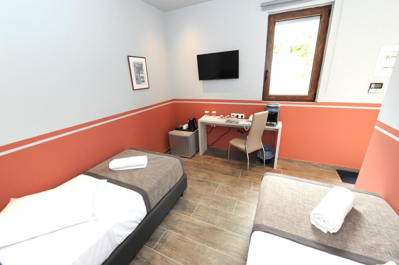Camping & Bungalows Castle View Μυστράς Εξωτερικό φωτογραφία