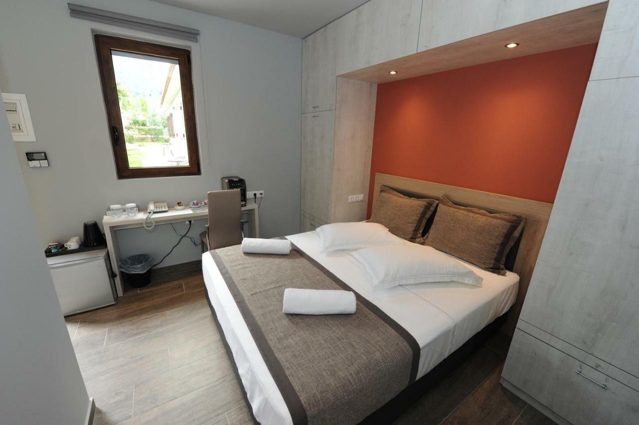 Camping & Bungalows Castle View Μυστράς Εξωτερικό φωτογραφία