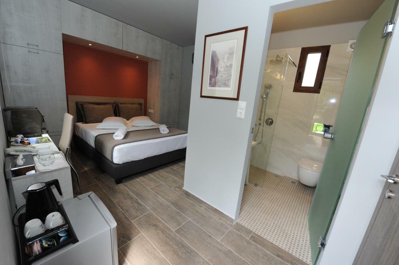 Camping & Bungalows Castle View Μυστράς Εξωτερικό φωτογραφία