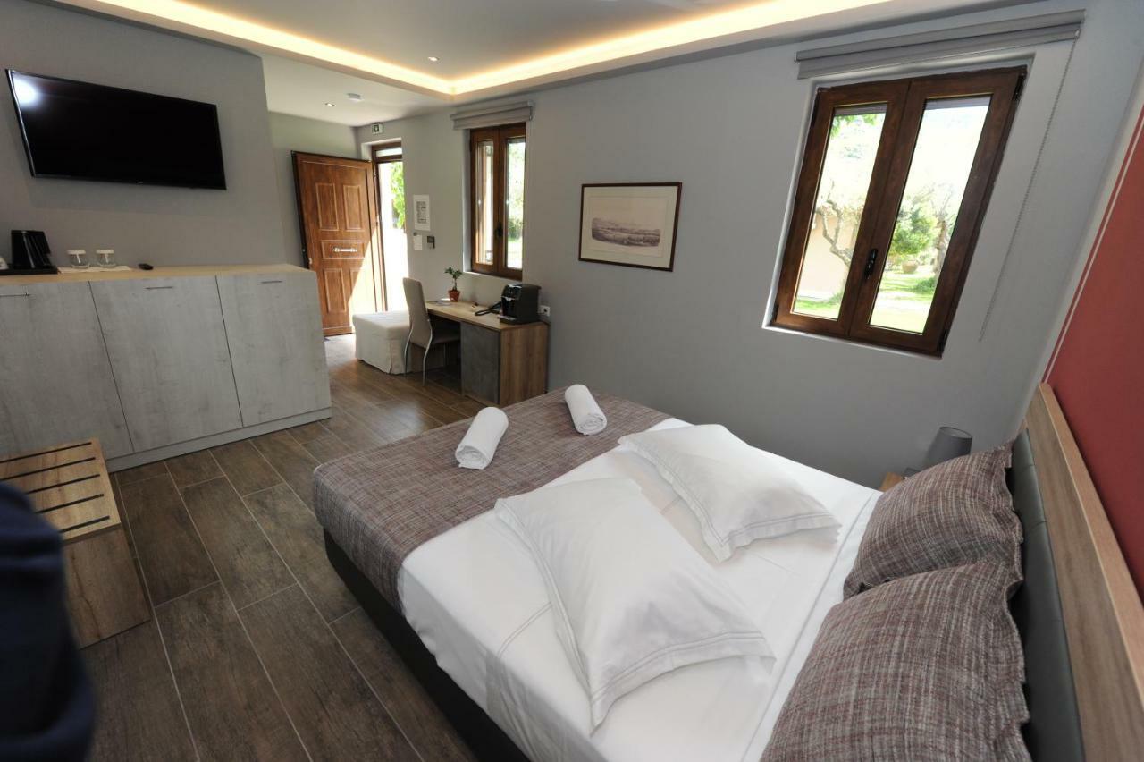 Camping & Bungalows Castle View Μυστράς Εξωτερικό φωτογραφία