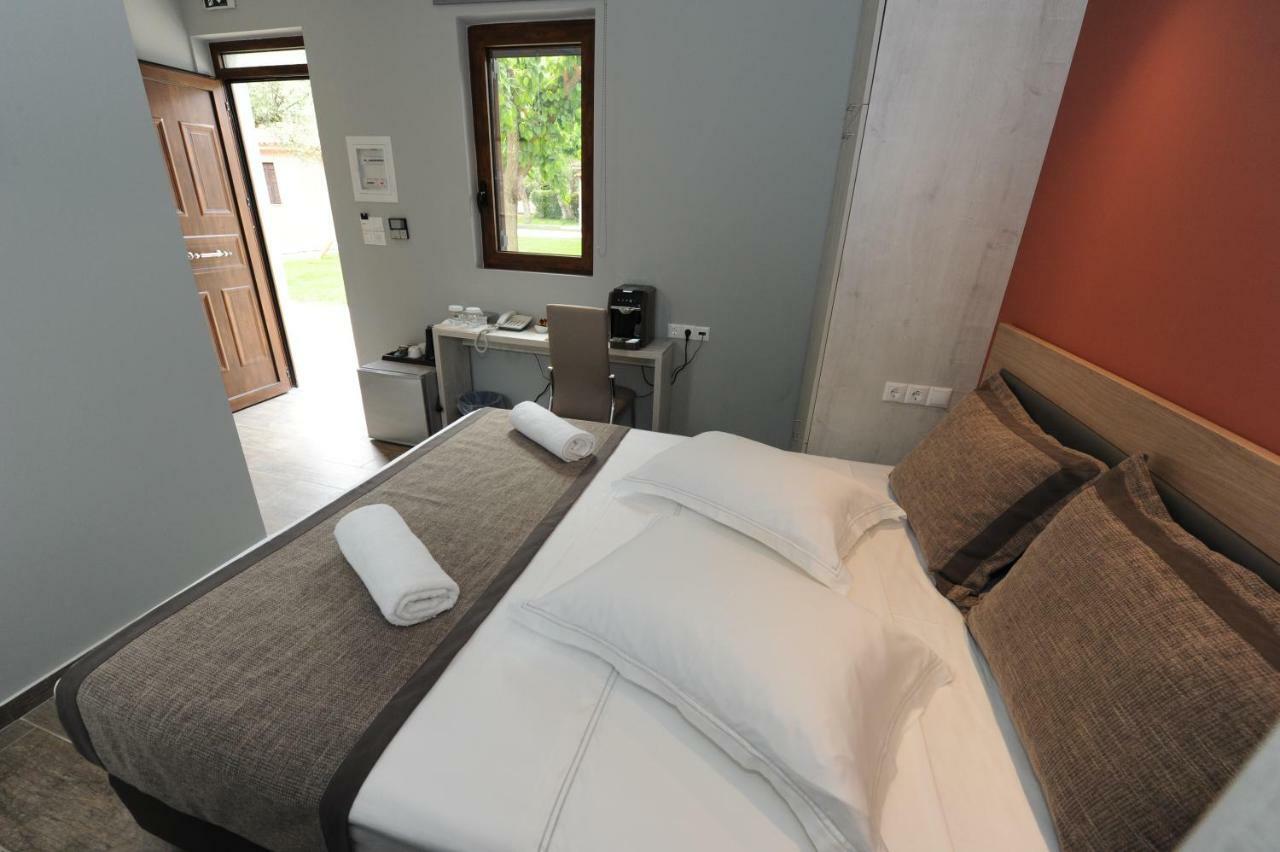 Camping & Bungalows Castle View Μυστράς Εξωτερικό φωτογραφία