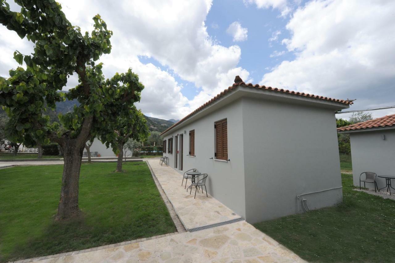 Camping & Bungalows Castle View Μυστράς Εξωτερικό φωτογραφία